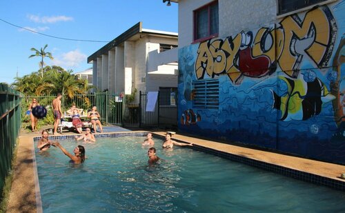 Asylum Cairns Hostel, Reserva ahora Albergue Hoteles en Queensland con piscina, Piscina