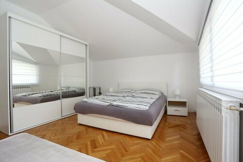 Apartmani Pejton Ilidza, Забронировать Отель Отели Илиджа с парковкой, Парковка