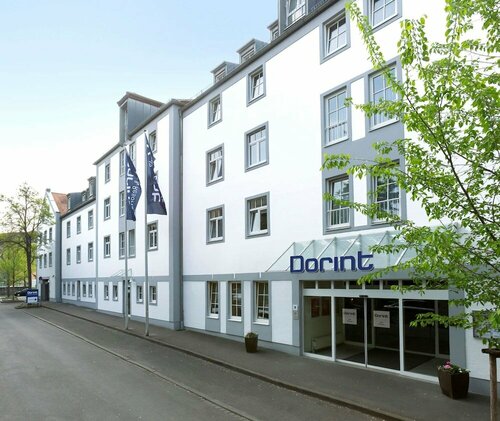 Dorint Hotel Würzburg, Забронировать Отель Отели Вюрцбурга с парковкой, рядом с Вюрцбургский собор, Парковка