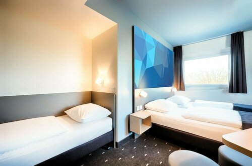 B&B HOTEL Zwickau, Book Bed and Breakfast Hotels in Saxony with Parking, Parking