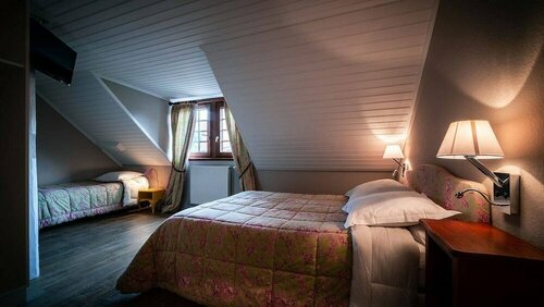 Hotel Des 2 Clefs, Book Hotel Turckheim Alsace Wine Route