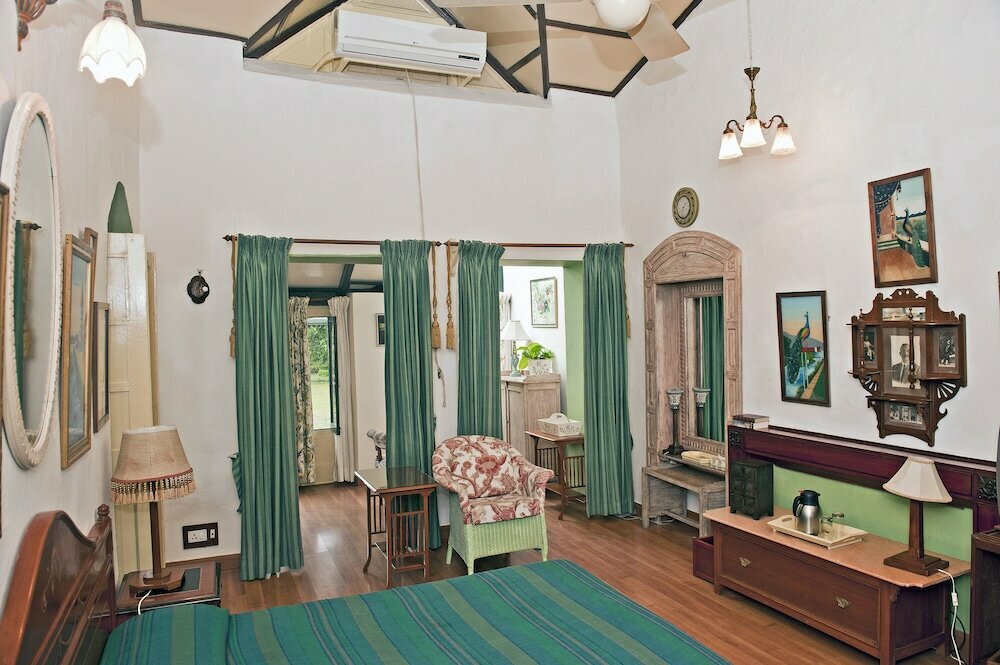 Wh Connaught House