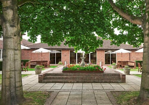 Hilton Newbury North, Rezervați Hotel Hoteluri de afaceri în Merseyside, 4* 5*