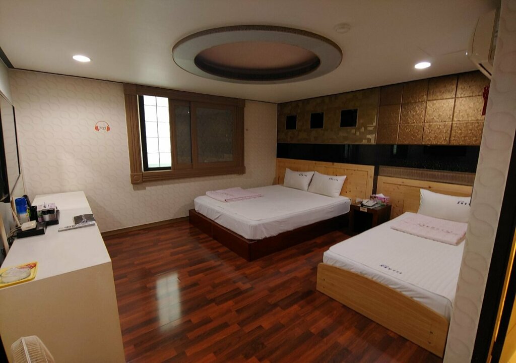 Sky Hotel