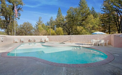 The Inelle, Oakhurst Yosemite, a Tribute Portfolio Hotel, Reserva ahora Hotel Oakhurst 