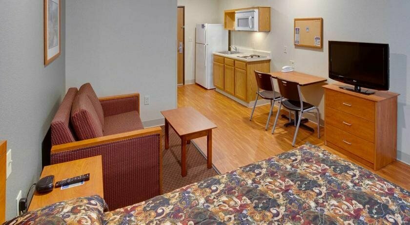 WoodSpring Suites Albuquerque East I-40 Tramway