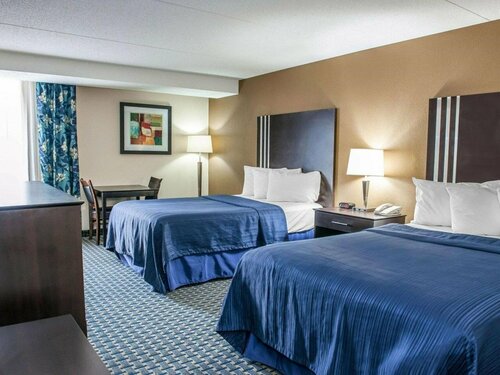 Quality Inn Terre Haute, Rezerwuj Hotel Hotele 4-gwiazdkowe w Indiana, 4*