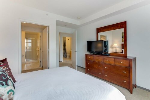 Watermark Kendall West by Bluebird Suites