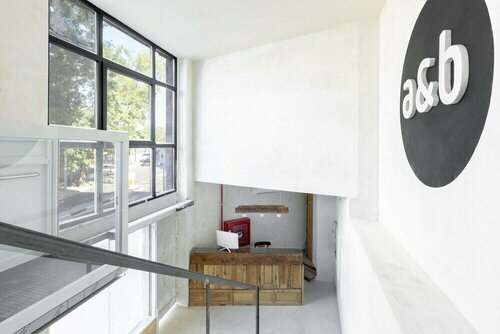 A&B Hostel Príncipe Pío, Забронировать Хостел Хостелы Мадрида, рядом с Церковь Св. Терезы и Св. Иосифа, Хостел