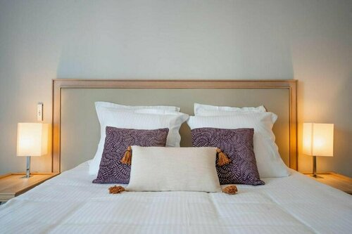 Quality Aparthotel Nice, Забронировать Апарт-отель Ницца Приморские Альпы, рядом с Железнодорожный вокзал Ницца-Вилль