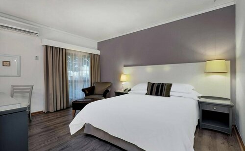 Protea Hotel by Marriott Midrand, Забронировать Отель Мидранд East Rand