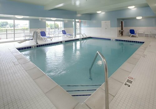Holiday Inn Express & Suites Alpena - Downtown, an IHG Hotel, Prenota Hotel Alpena Michigan