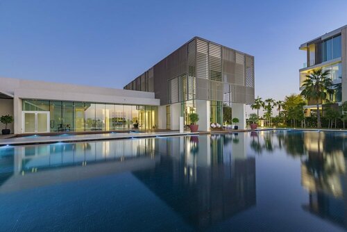 Al Zorah Beach Resort, Rezervovat Lázně / Resort Adžmán Spojené arabské emiráty