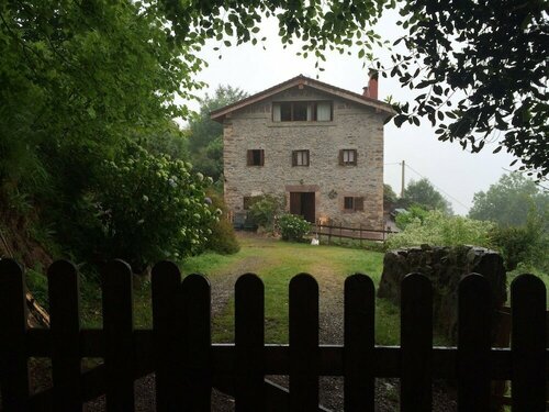Casa Rural Haitzetxea, Забронировать Отель Сугаррамурди 