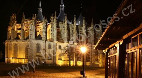 House of Roses, Reservar Hotel Kutná Hora Central Bohemia
