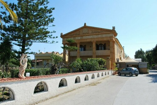 Athena, Book Pension Hoteller i Sicilien med parkering, Parkering