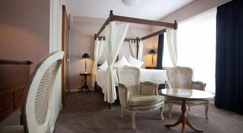 Hotel De Hofkamers, Забронировать Отель Отели Остенде с парковкой, рядом с Пляж Остенде, Парковка