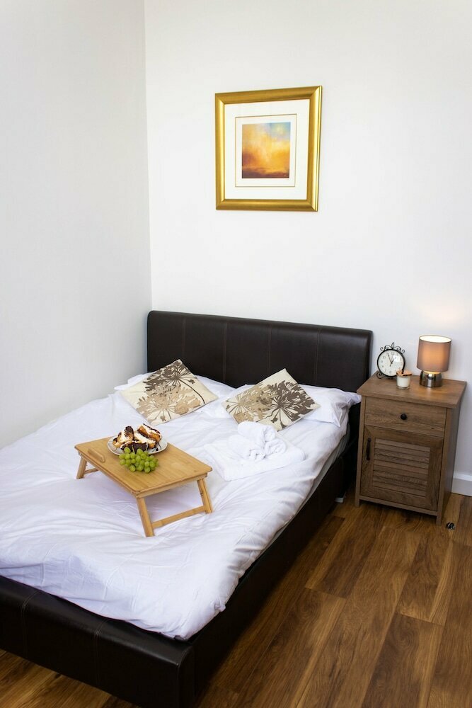 Cades Accommodation