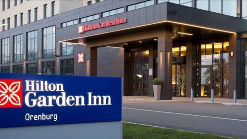 Hilton Garden Inn Orenburg, Rezervovat Hotel Hotely v Orenburská oblast s parkováním, Parkování