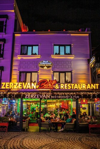 Blue Zerzevan Konak Hotel, Забронировать Отель Фатих Стамбул, рядом с Мечеть Малая Айя-София