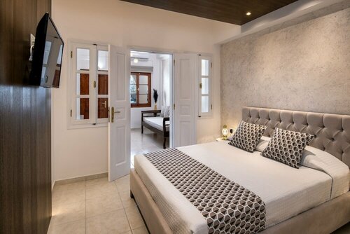 Astir Thira Hotel, Забронировать Отель Отели Тиры с бассейном, рядом с Центральный автобусный вокзал, Бассейн