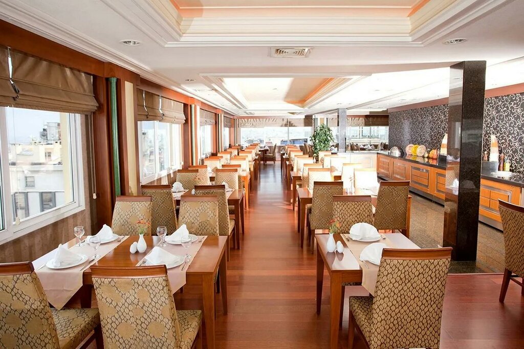 Oran Hotel