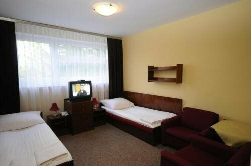 Jowisz Hotel, Boek Hotel Hotels en accommodaties in Chludowo, Hotel