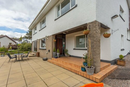 Braeburn Guest House / B&B, Book Bed and Breakfast  
