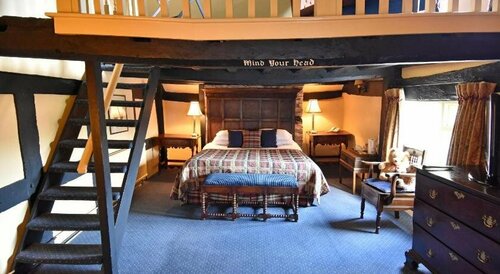 The Old Black Lion, Забронировать Отель Бизнес-отели Хей-он-Уай, 4* 5*
