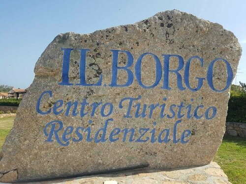 Il Nido dei Gabbiani, Book Lejlighedshotel Hoteller i Emerald Coast med parkering, Parkering