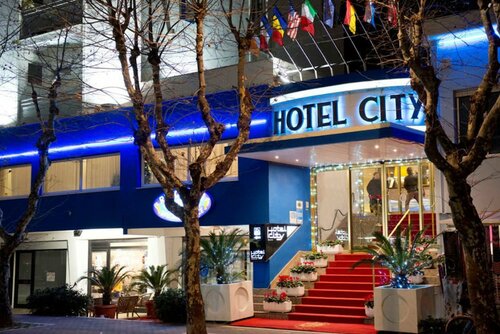 Hotel City, Book Hotel Rom hoteller med parkering, Parkering