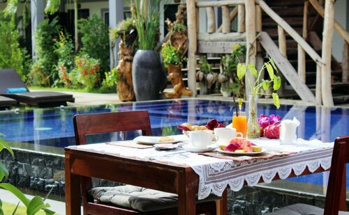 Moloppor Villa, Reservar Vila Hotéis em Battambang Province com estacionamento, Estacionamento