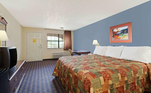 Days Inn by Wyndham Downtown-Nashville West Trinity Lane, Забронировать Отель Отели Теннесси с бассейном, Бассейн