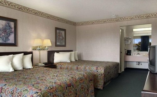 Days Inn Jonesboro, Забронировать Отель Джонсборо Арканзас, рядом с Arkansas Continued Care Hospital