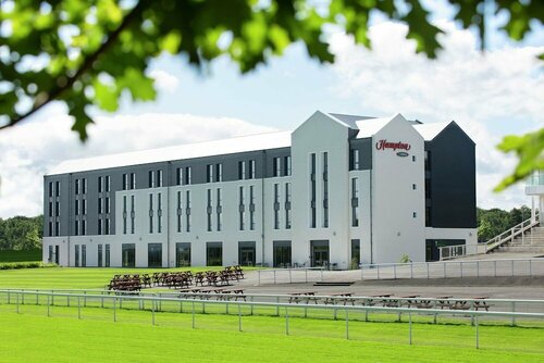 Hampton By Hilton Hamilton Park, Забронировать Отель Отели Ланаркшир 3 звезды, 3*