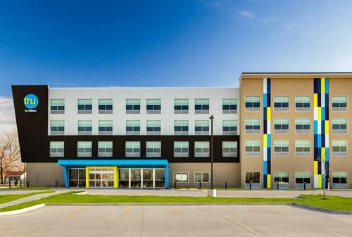 Tru By Hilton Oshkosh, Reserva ahora Hotel Oshkosh Wisconsin