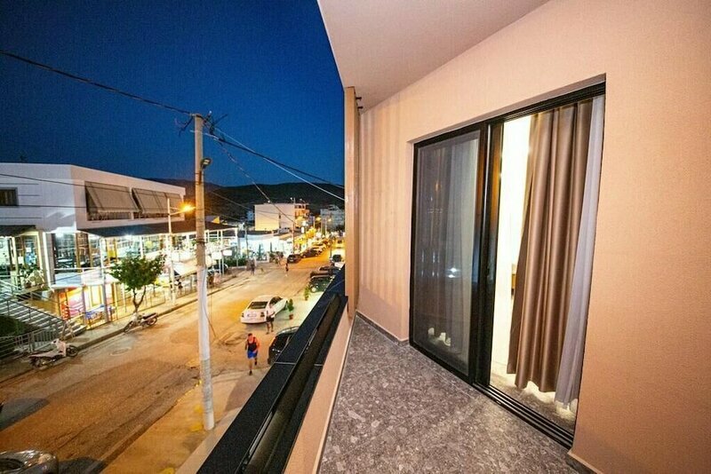 Hotel Center