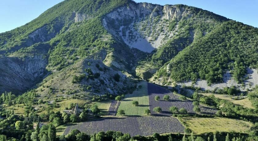 Vvf “Club Essentiel La Drôme Provençale - Montbrun-les-Bains”
