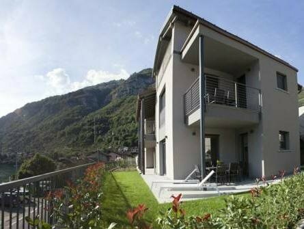 Residence Comacina, Book Hotel Como Como