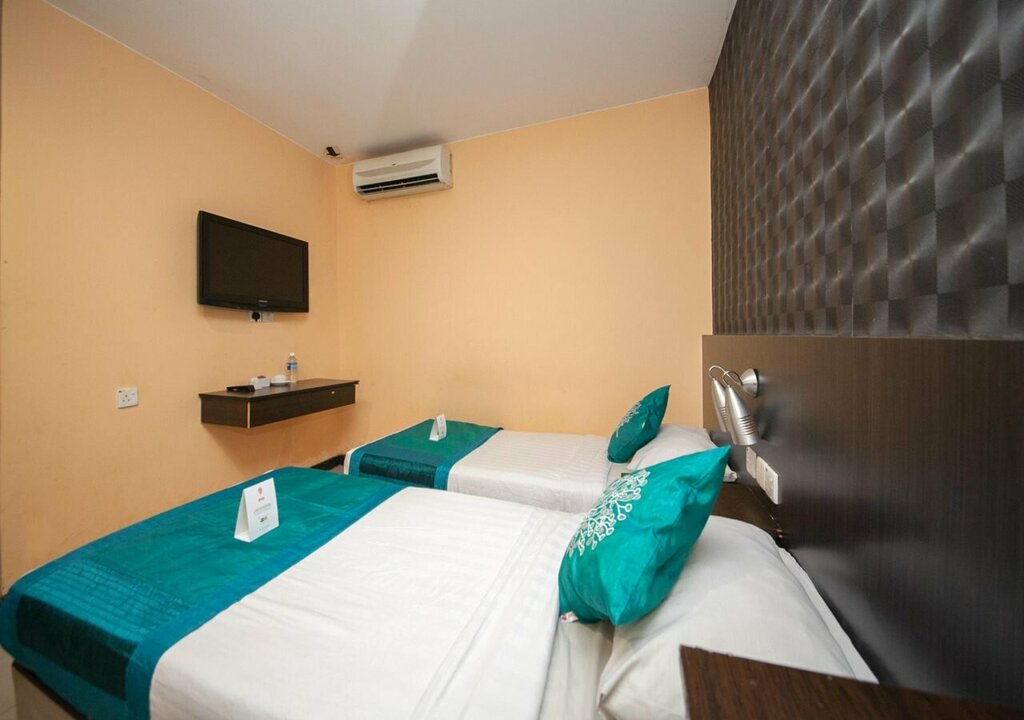 La Viva Hotel by Oyo Rooms