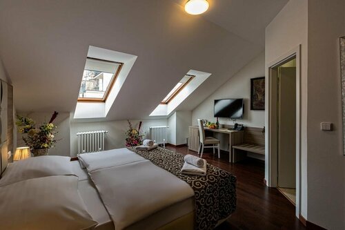 Old Town Residence by Little King, Book Pension Prague 01 Prag