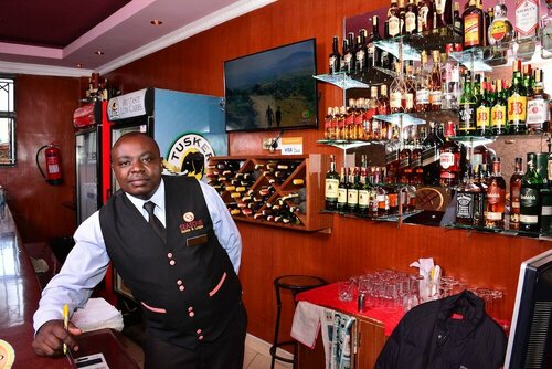 Seasons Airport Hotel, Varaa Hotelli Nairobi Nairobi