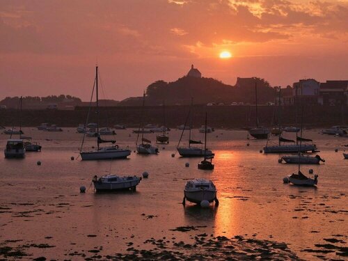 Les Roses, Réserver Chambre d'hôtes Hôtels à Bretagne avec parking, Parking