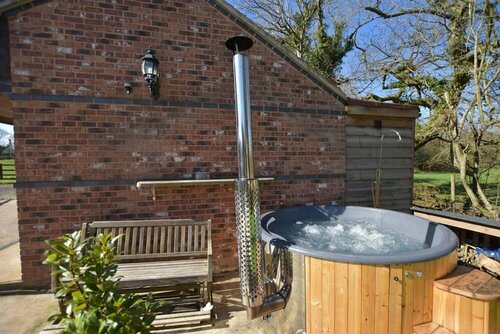 Oak tree stables cottage, Buchen Sie Ferienhaus Cottages in West Midlands, Cottage