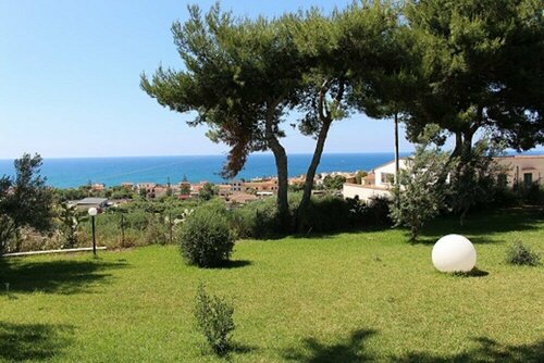 Villa Nunziatella Badia, Book Villa Hoteller i Trappeto med pool, Swimmingpool