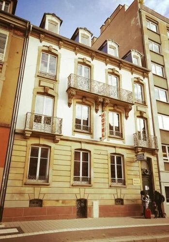 Budget Hôtel Weber - Strasbourg Centre Gare, Забронировать Отель Страсбург Strasbourg Eurometropole