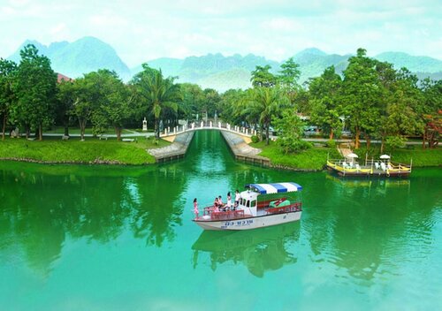 Pung-waan Resort & Spa Kanchanaburi, Забронировать Курортный отель Отели провинции Канчанабури с парковкой, Парковка