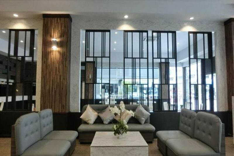Day Night Hotel