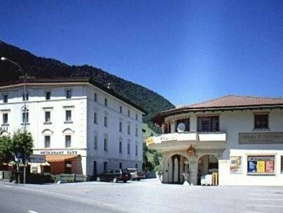 Hotel Acla Filli, Забронировать Отель Отели Цернец с завтраком, рядом с Информационный центр Швейцарского национального парка, Завтраки