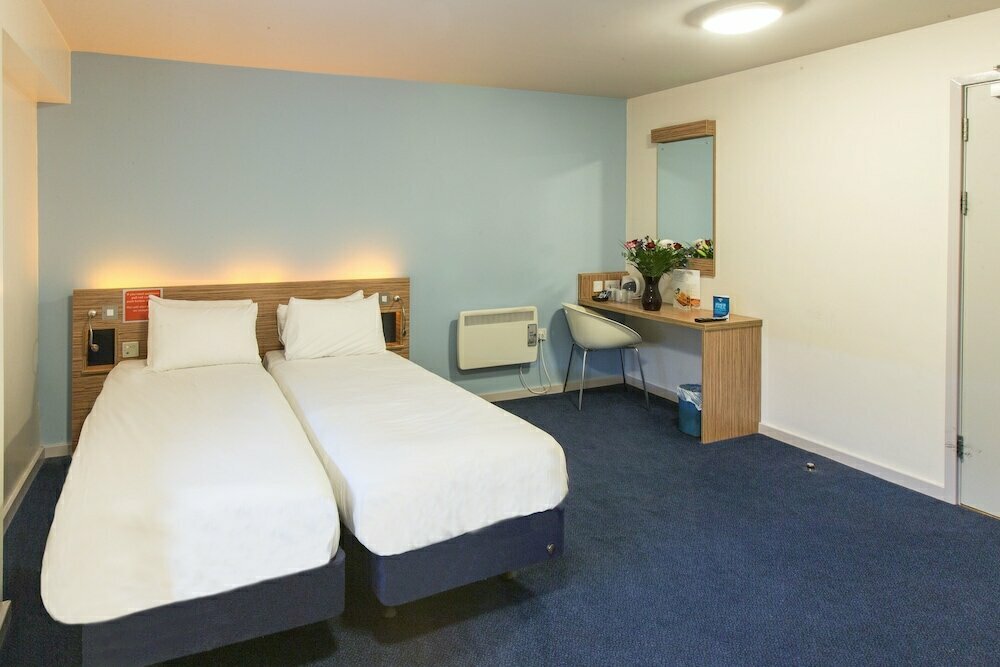 Garner Hotel Wolverhampton by IHG
